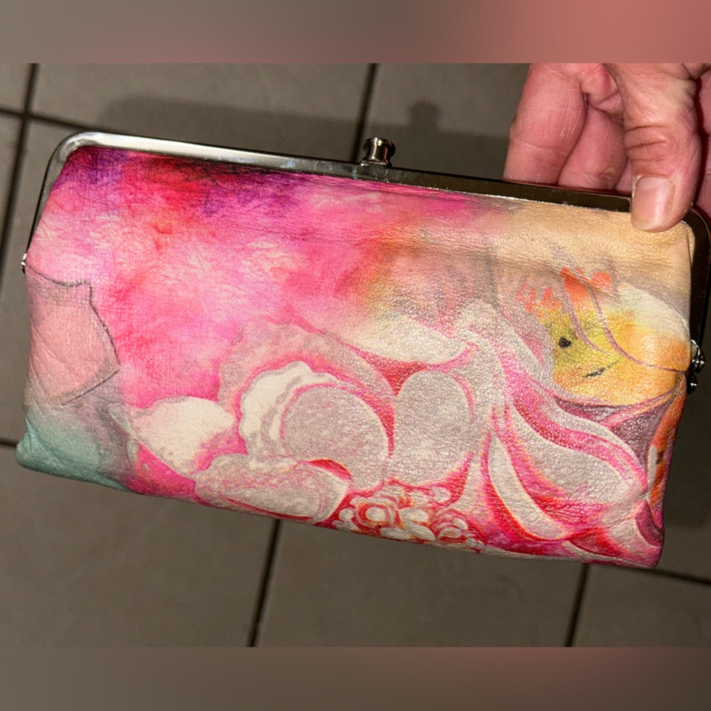 HOBO Lauren Clutch Wallet